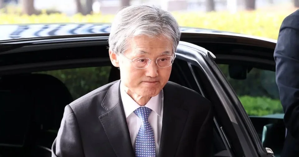 이흥구 대법관 퇴임과 후임 인선: 사법3법 논의 속에서 대법원 역할이 어떻게 달라질까 관련 이미지