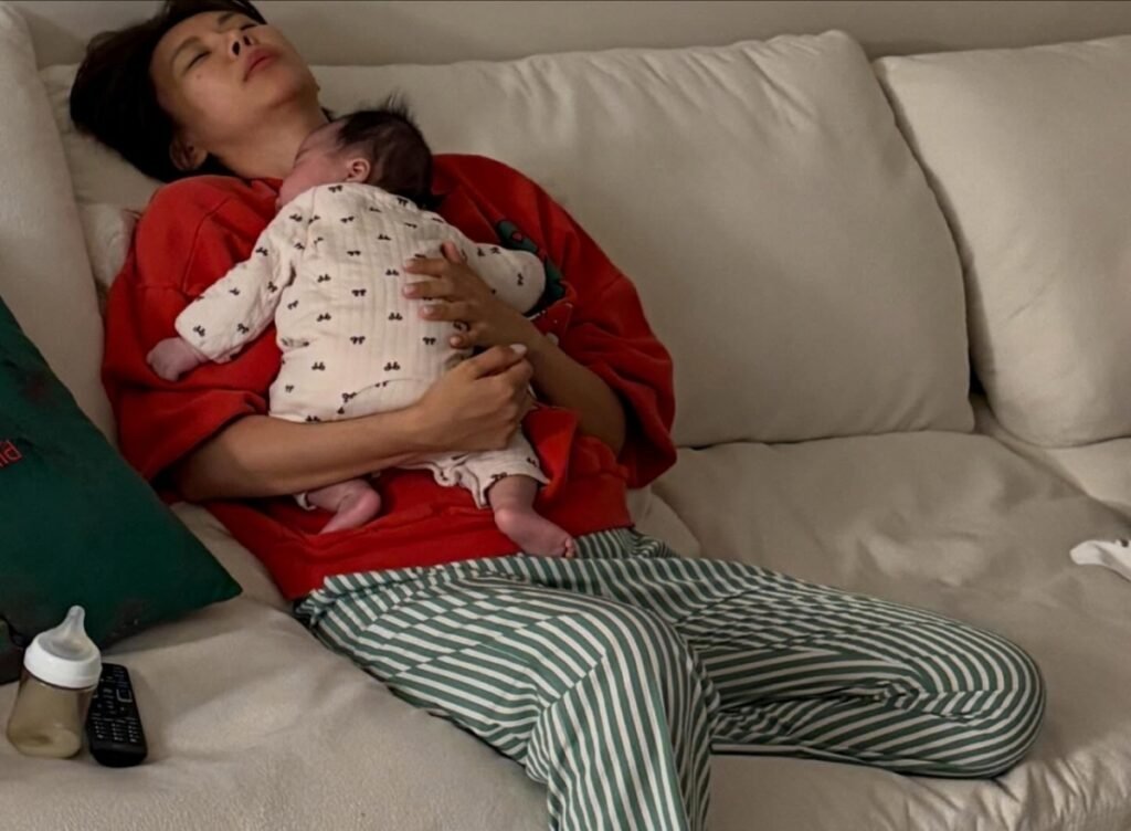 성현주, 둘째 딸과 첫째 아들 납골당 방문 사진 보도 관련 이미지