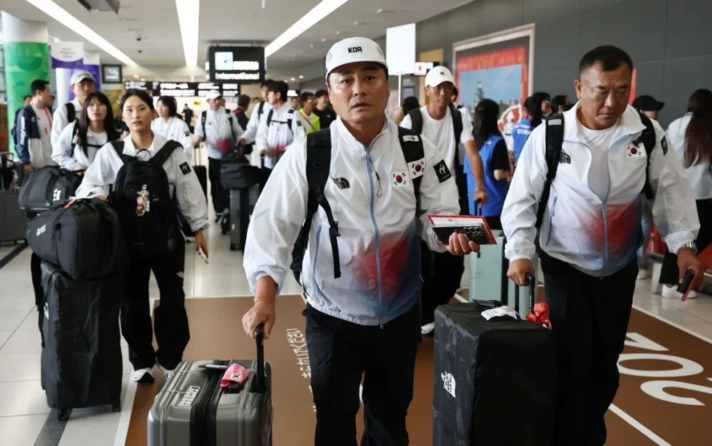 한국 야구, 중국 9-2 제압하고 9월 27일 일본과 결승 맞대결 관련 이미지